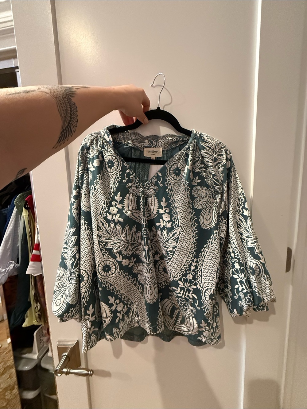 Umgee Teal Paisley V-Neck Button Blouse
